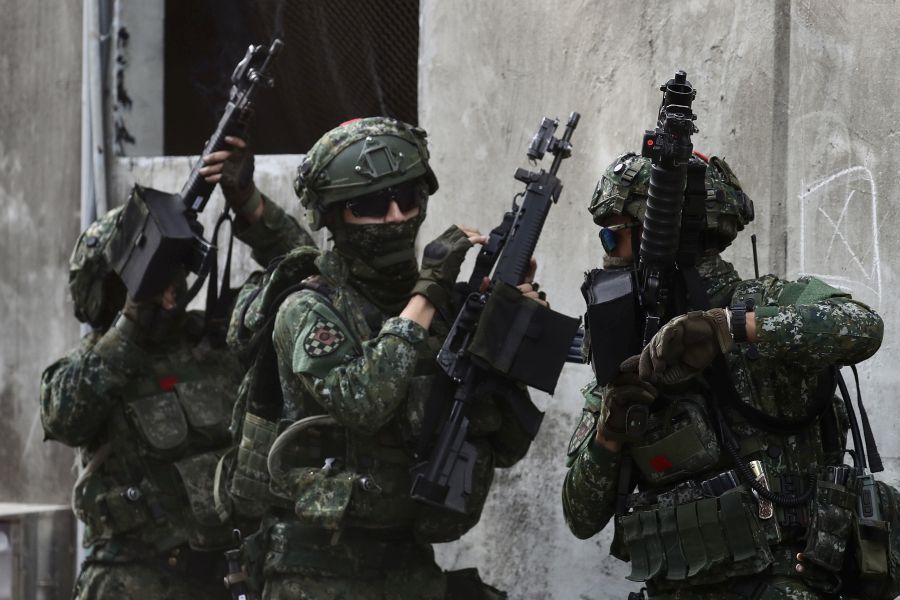 Taiwan military urban warfare drill