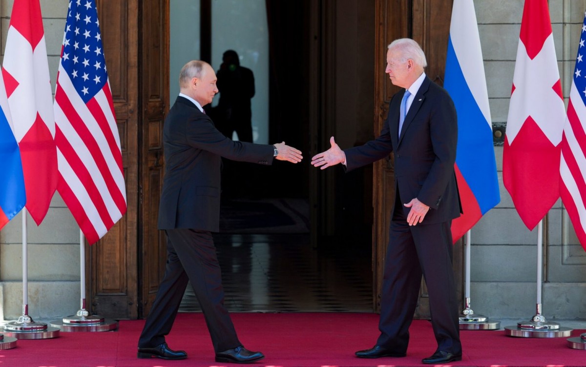 16biden-overseas-lede-02-superJumbo-2