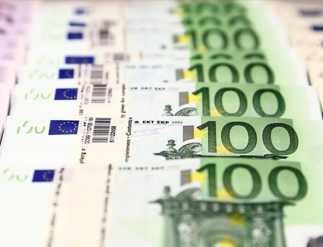 pos-mpoun-kratika-tameia-foro-esoda-dis-euro