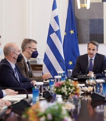 ypoyrgiko-mitsotakis-3