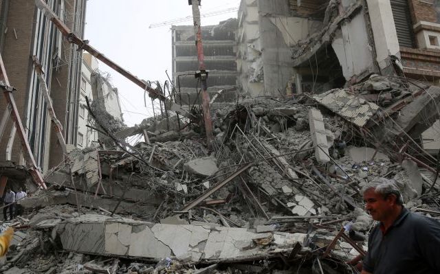 iran-building-collapse-2