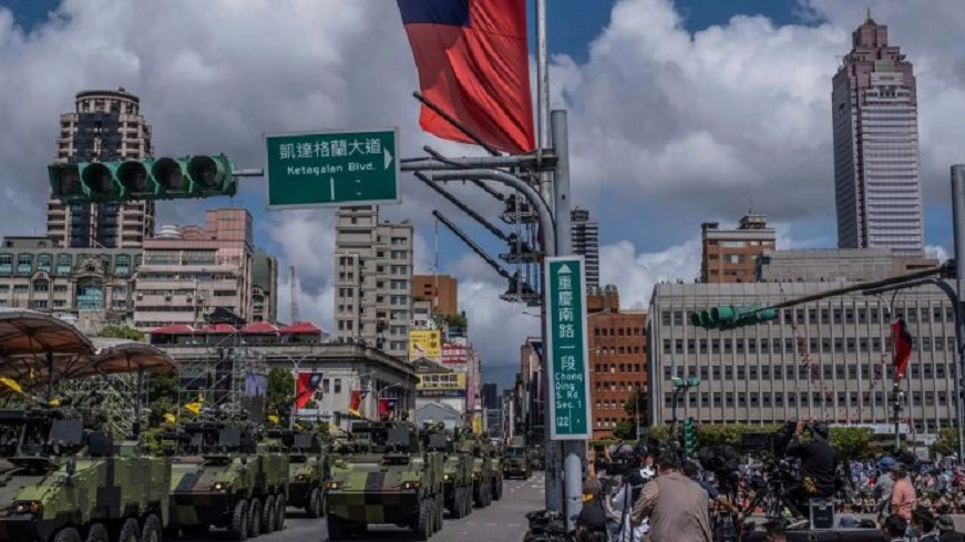 military-vehicles-parading-in-taipei