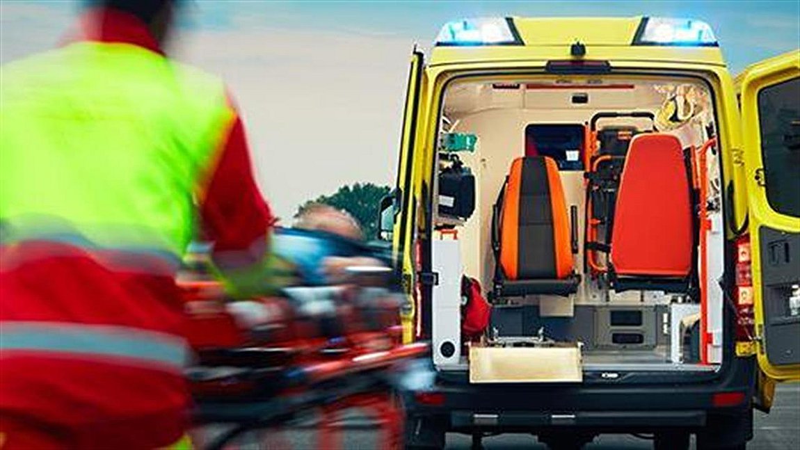 53663-ambulance-660-1_252863_325930_type13262