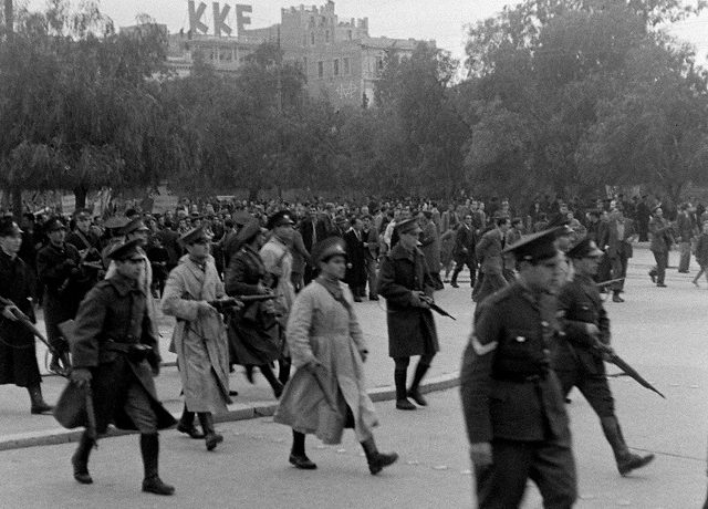 ΣΥΝΤΑΓΜΑ1944