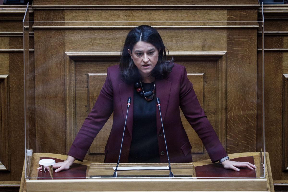 [350973] ΟΜΙΛΙΑ ΤΗΣ ΠτΔ ΚΑΤ. ΣΑΚΕΛΛΑΡΟΠΟΥΛΟΥ ΣΤΗΝ ΚΟΙΝΗ ΕΙΔΙΚΗ ΣΥΝΕΔΡΙΑΣΗ ΤΩΝ ΕΠΙΤΡΟΠΩΝ ΙΣΟΤΗΤΑΣ, ΝΕΟΛΑΙΑΣ ΚΑΙ ΔΙΚΑΙΩΜΑΤΩΝ ΤΟΥ ΑΝΘΡΩΠΟΥ ΚΑΙ ΚΟΙΝΩΝΙΚΩΝ ΥΠΟΘΕΣΕΩΝ ΤΗΣ ΒΟΥΛΗΣ ΓΙΑ ΤΗΝ ΗΜΕΡΑ ΤΗΣ ΓΥΝΑΙΚΑΣ  (ΓΙΩΡΓΟΣ ΚΟΝΤΑΡΙΝΗΣ/EUROKINISSI)