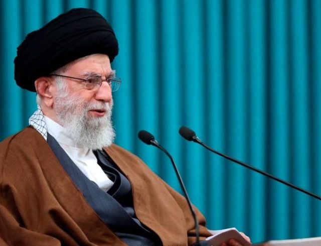 khamenei-ayatollah-1
