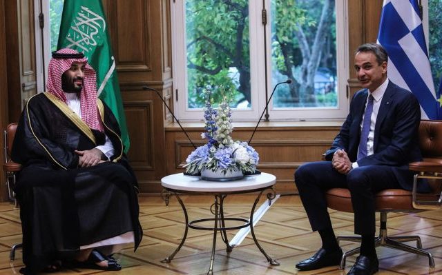 mitsotakis-pr-arabias-00