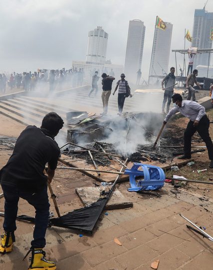 sri-lanka-riots-0