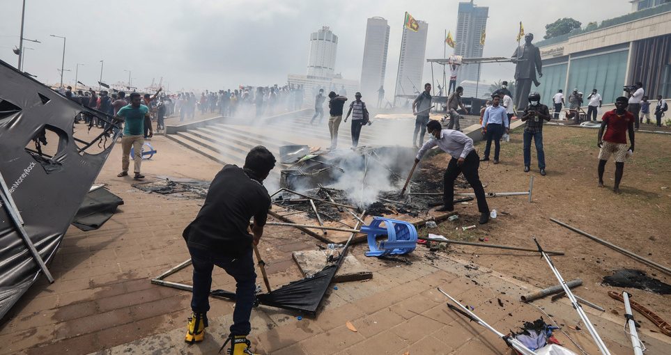 sri-lanka-riots-0