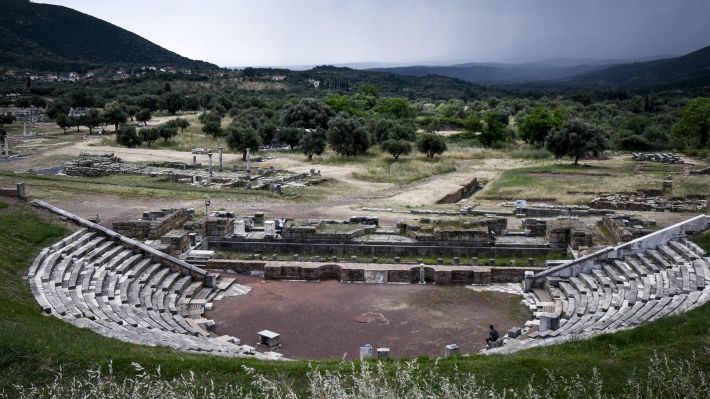 arxaio_theatro-messinis