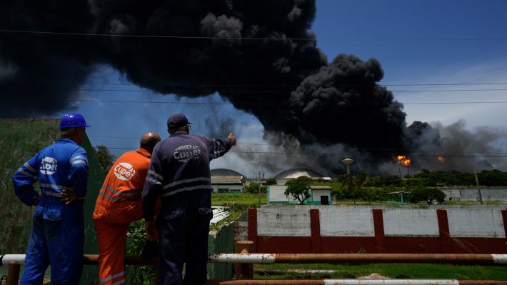 cuba-matanzas-fire-02