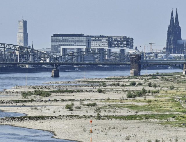 rhine-river-drought-germany