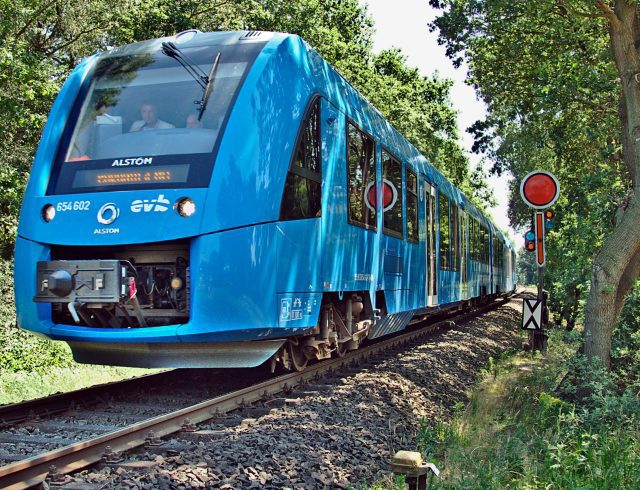 waterstoftrein-scaled.jpg.fcdbd9f02579f9dd8302260e2ff119a4