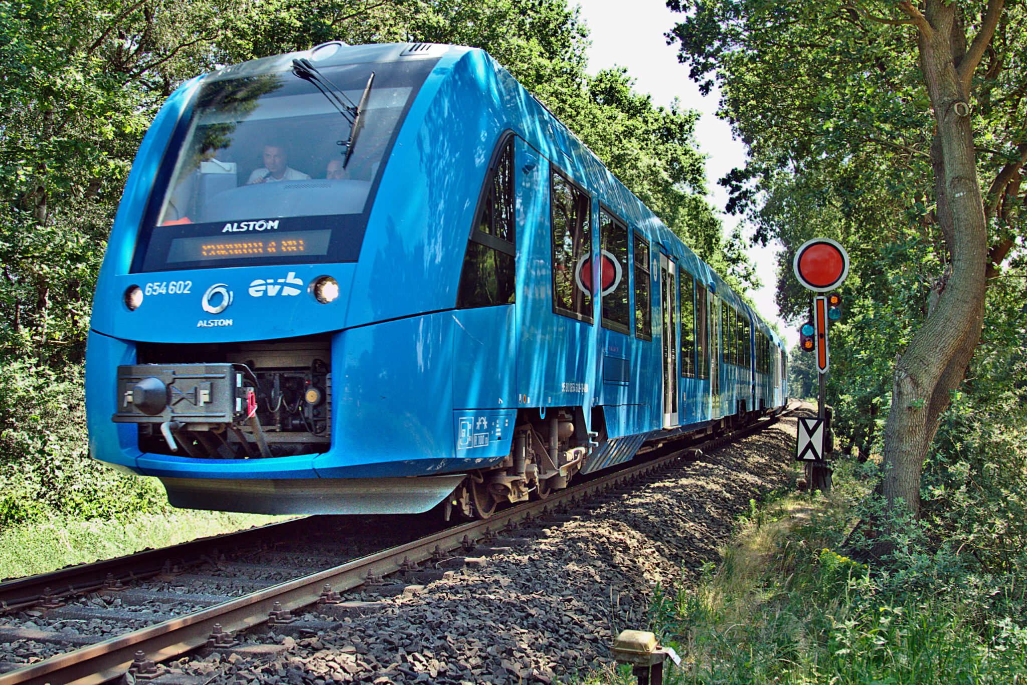 waterstoftrein-scaled.jpg.fcdbd9f02579f9dd8302260e2ff119a4