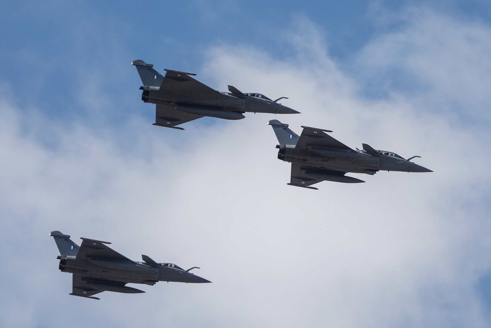 ΔΙΕΛΕΥΣΗ ΤΩΝ ΑΕΡΟΣΚΑΦΩΝ RAFALE ΠΑΝΩ ΑΠΟ ΤΗΝ ΑΚΡΟΠΟΛΗ(ΓΙΩΡΓΟΣ ΚΟΝΤΑΡΙΝΗΣ/EUROKINISSI)