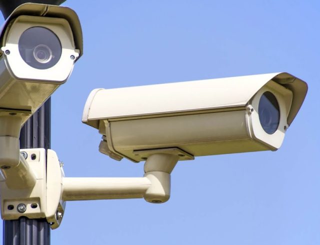 camera-machine-street-light-lighting-surveillance-product-636445-pxhere.com_