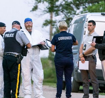 canada-stabbings-00