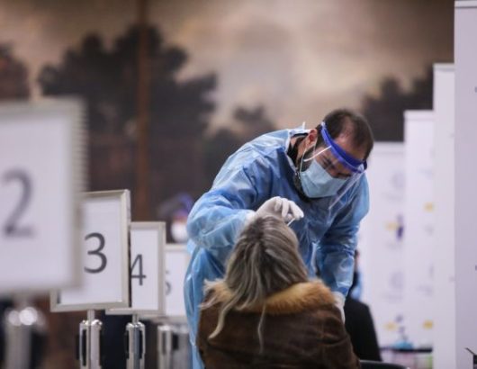 2019-nCoV; coronavirus; COVID-19; health; mask; outbreak; pandemic; protection; protective; samples; test; testing; κοροναϊός; κορονοϊός; κορωναϊός; κορωνοϊός; μάσκα; πανδημία; προστασία; προστατευτικός; τεστ ανίχνευσης; υγεία; ράπιντ τεστ; rapid test; COVID – 19; covid; corona virus; μέτρα κατά του Ιού; Σύνταγμα; Syntagma;