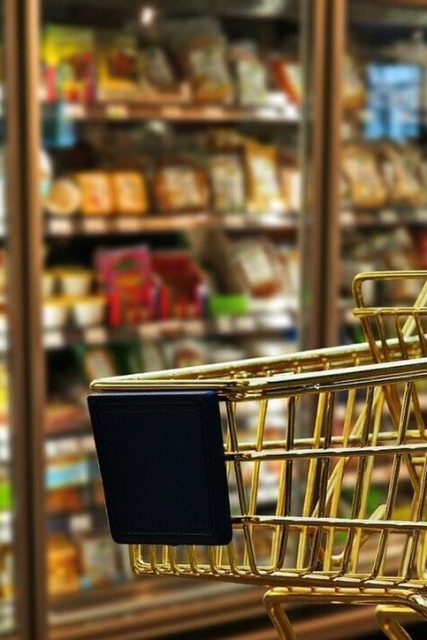 super-market