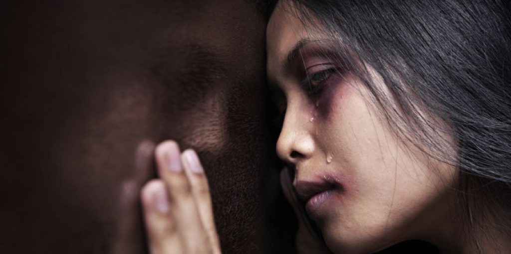 5455-asia-ending-violence-against-women-feature-01