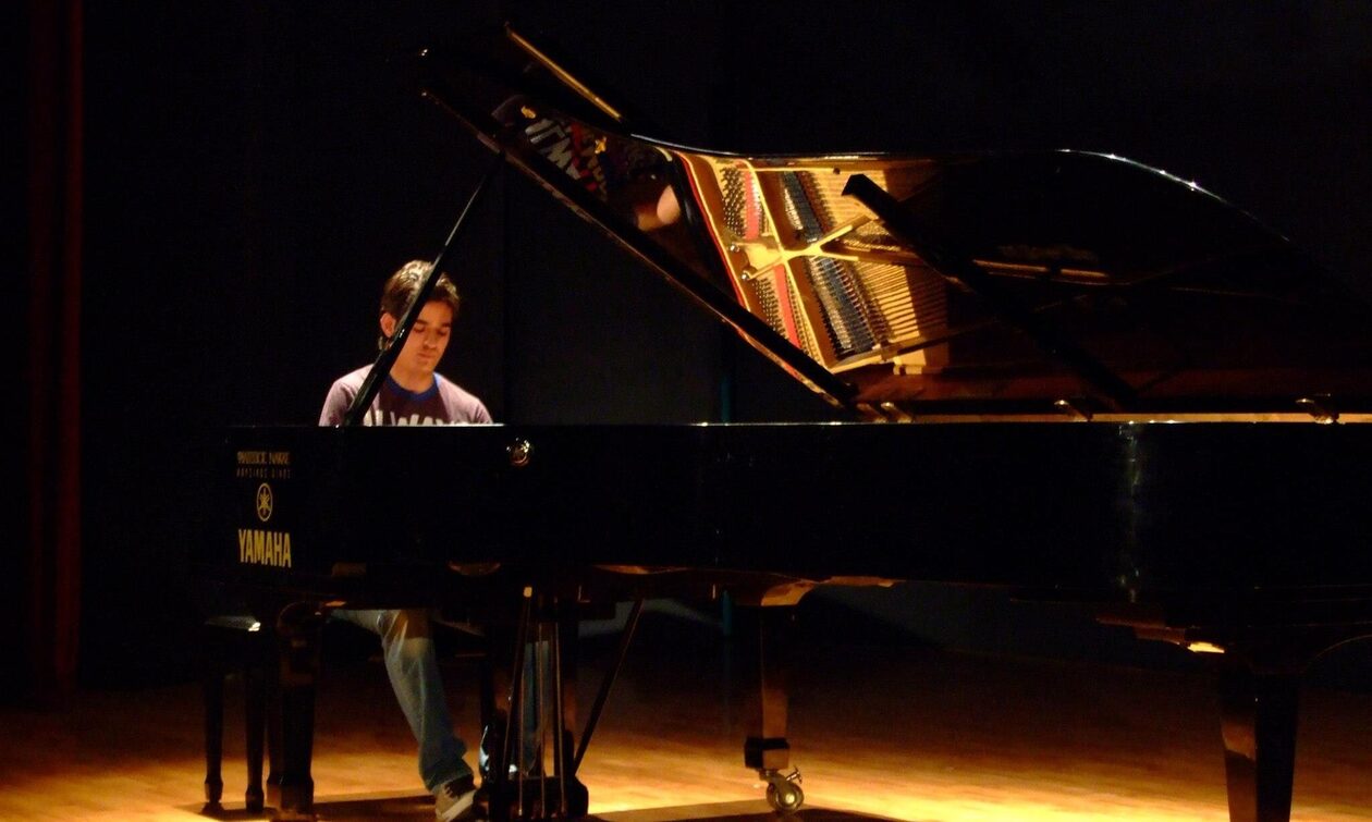 giorgos-karagiannis-pianistas