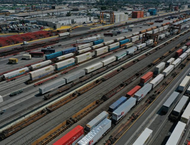 Deadline for railroads to reach tentative deals with unions