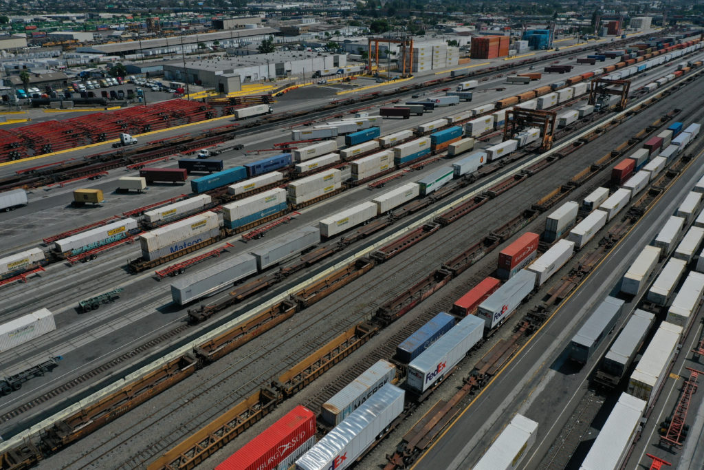 Deadline for railroads to reach tentative deals with unions