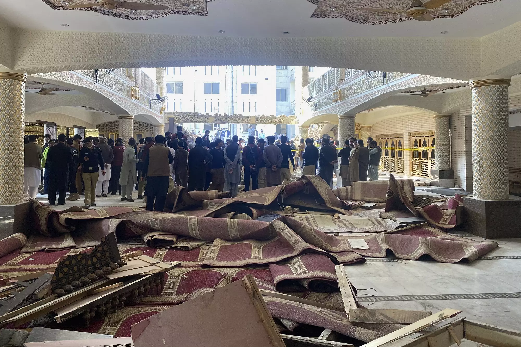 Pakistan-Mosque-Bombing-1