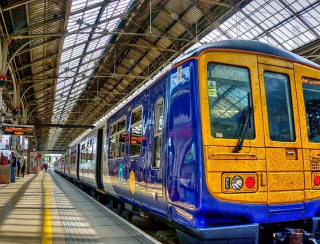 skynews-train-railway-preston_5689731