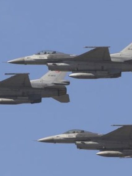 toyrkika f16