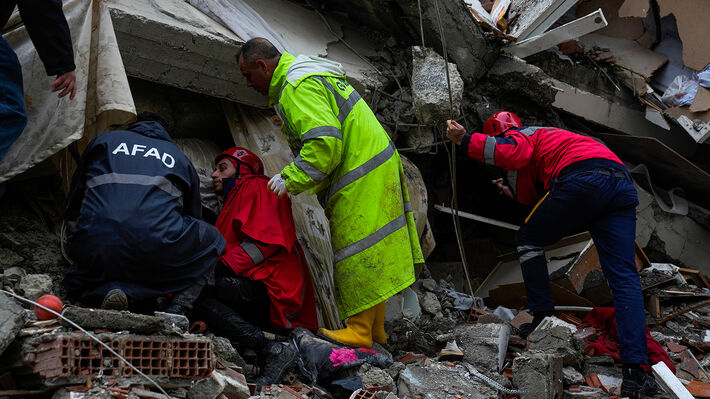 turkey-earthquake-diasosi-14