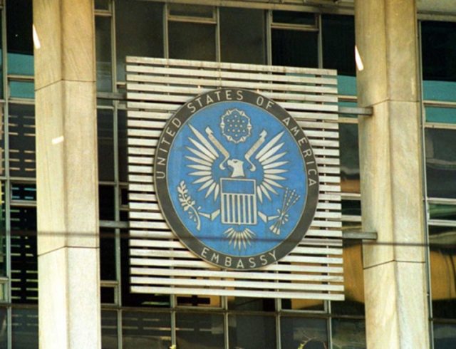 amerikaniki_presveia
