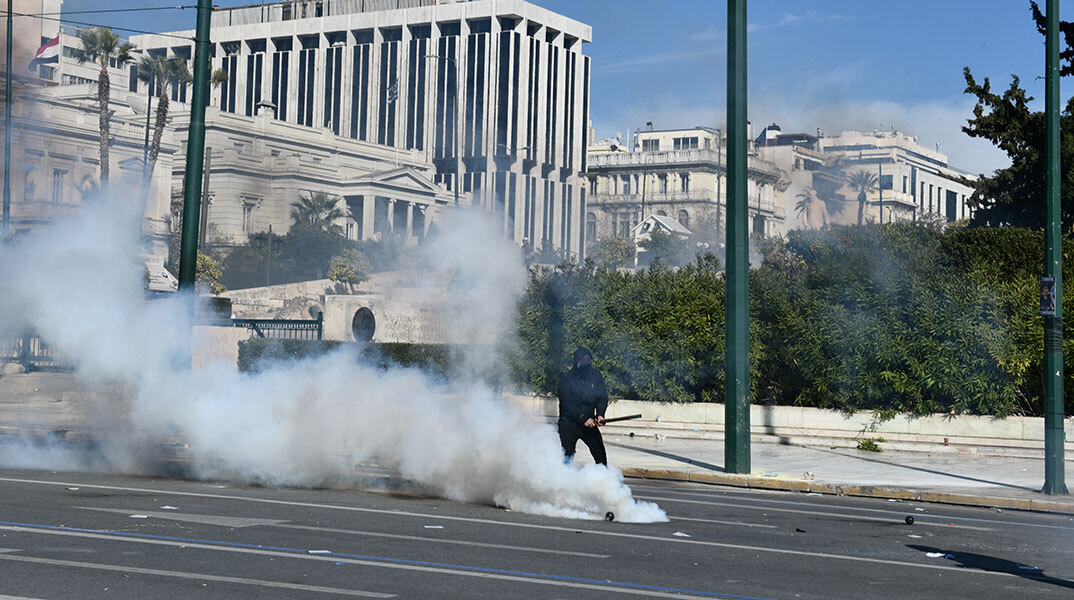 epeisodia-syntagma