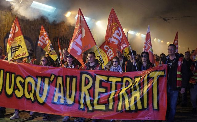 france_protests-01
