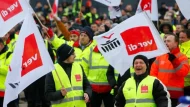 2023-01-25T091620Z_703440138_RC2LXY98VTV5_RTRMADP_3_GERMANY-UNIONS-AIRPORT-STRIKE-696×451