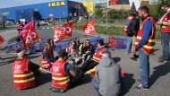 France_Pension_Protests-00