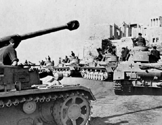 Panzer_IV_G_721_Greece-758×400