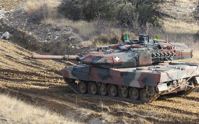 ellhnika-leopard-2a6-05
