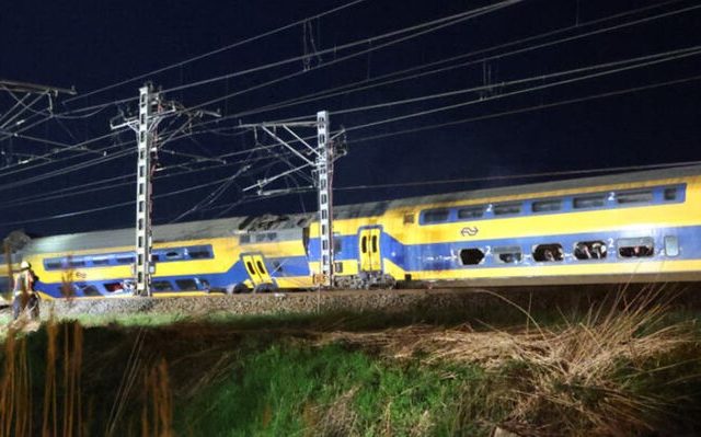 holland_train_2 (1)