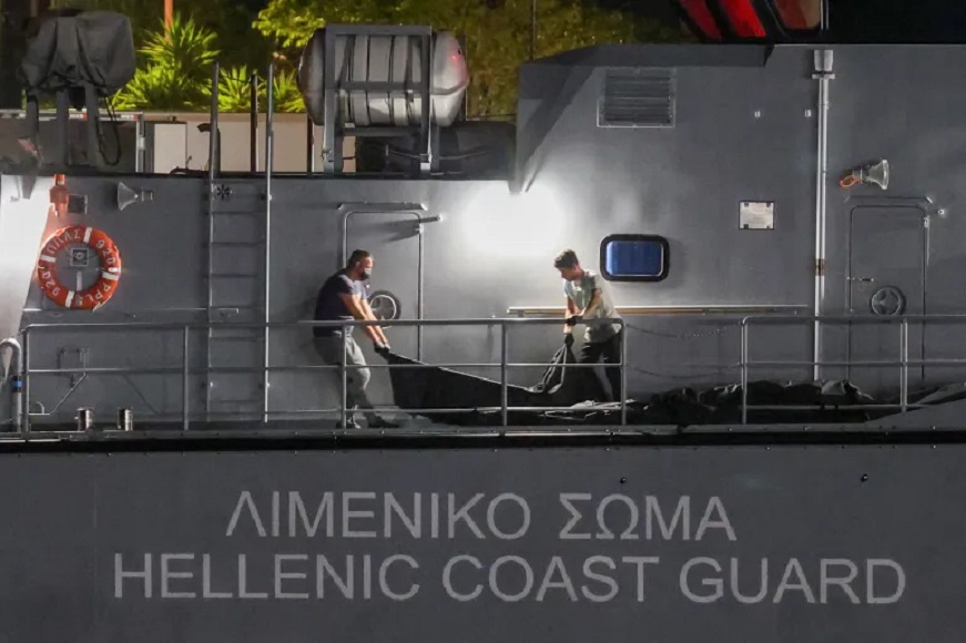 EUROPE-MIGRANTS-GREECE-SHIPWRECK
