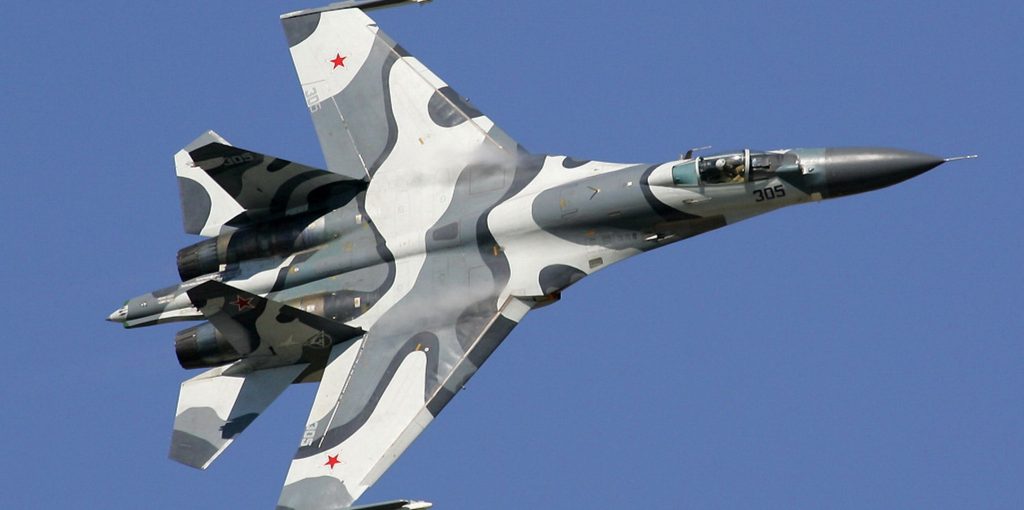 Sukhoi_Su-27SKM_at_MAKS-2005_airshow