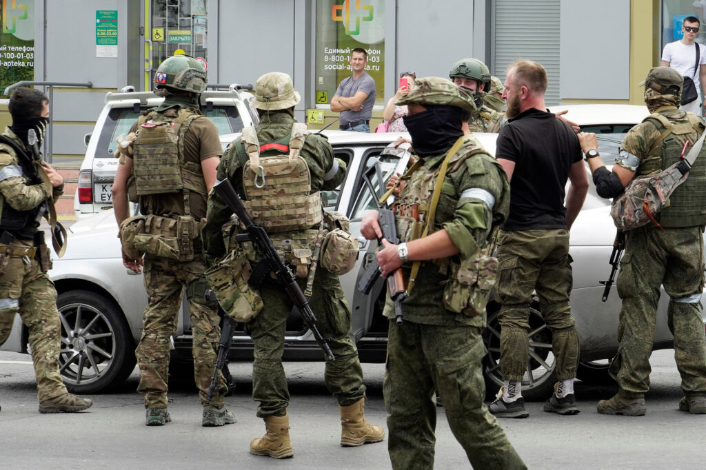 Wagner-car_checks_Rostov_on_Don-STINGER-AFP-1024×682