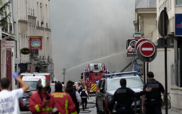 france_paris_fire