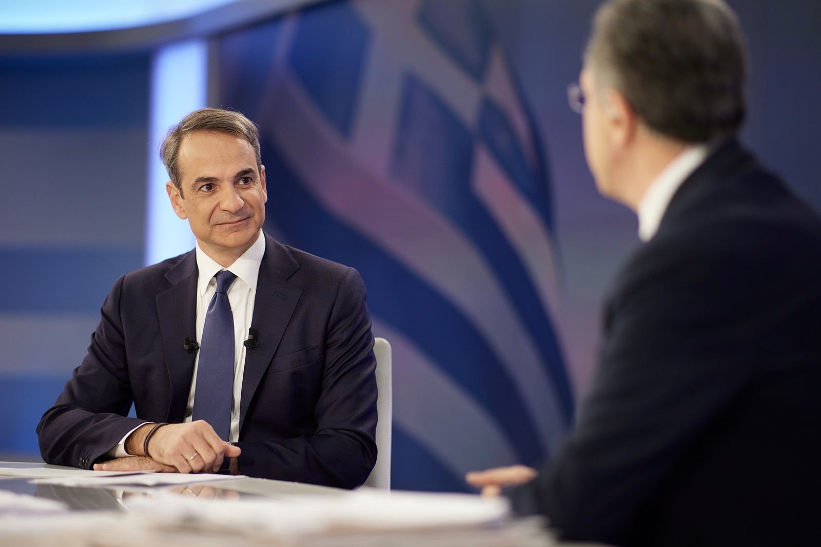 ΣΥΝΕΝΤΕΥΞΗ ΤΟΥ ΠΡΩΘΥΠΟΥΡΓΟΥ ΚΥΡΙΑΚΟΥ ΜΗΤΣΟΤΑΚΗ ΣΤΟΝ ΣΚΑΪ ΚΑΙ ΣΤΟΝ ΓΙΩΡΓΟ ΑΥΤΙΑ  (ΔΗΜΗΤΡΗΣ ΠΑΠΑΜΗΤΣΟΣ/ΓΡΑΦΕΙΟ ΤΥΠΟΥ ΠΡΩΘΥΠΟΥΡΓΟΥ/EUROKINISSI)
