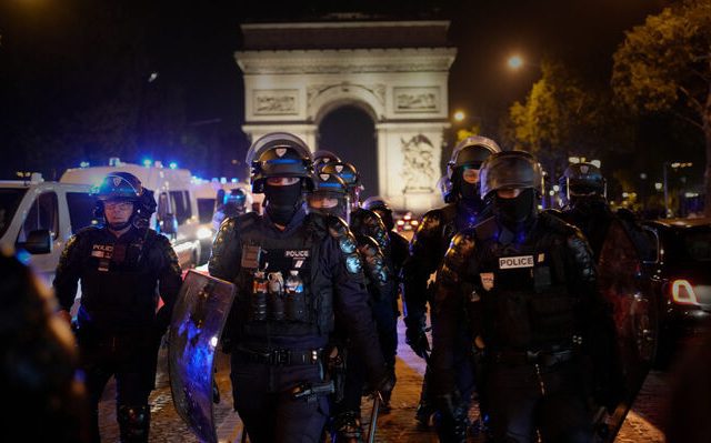 france_police_shooting-02