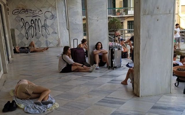 kerkyra_toyristes_04