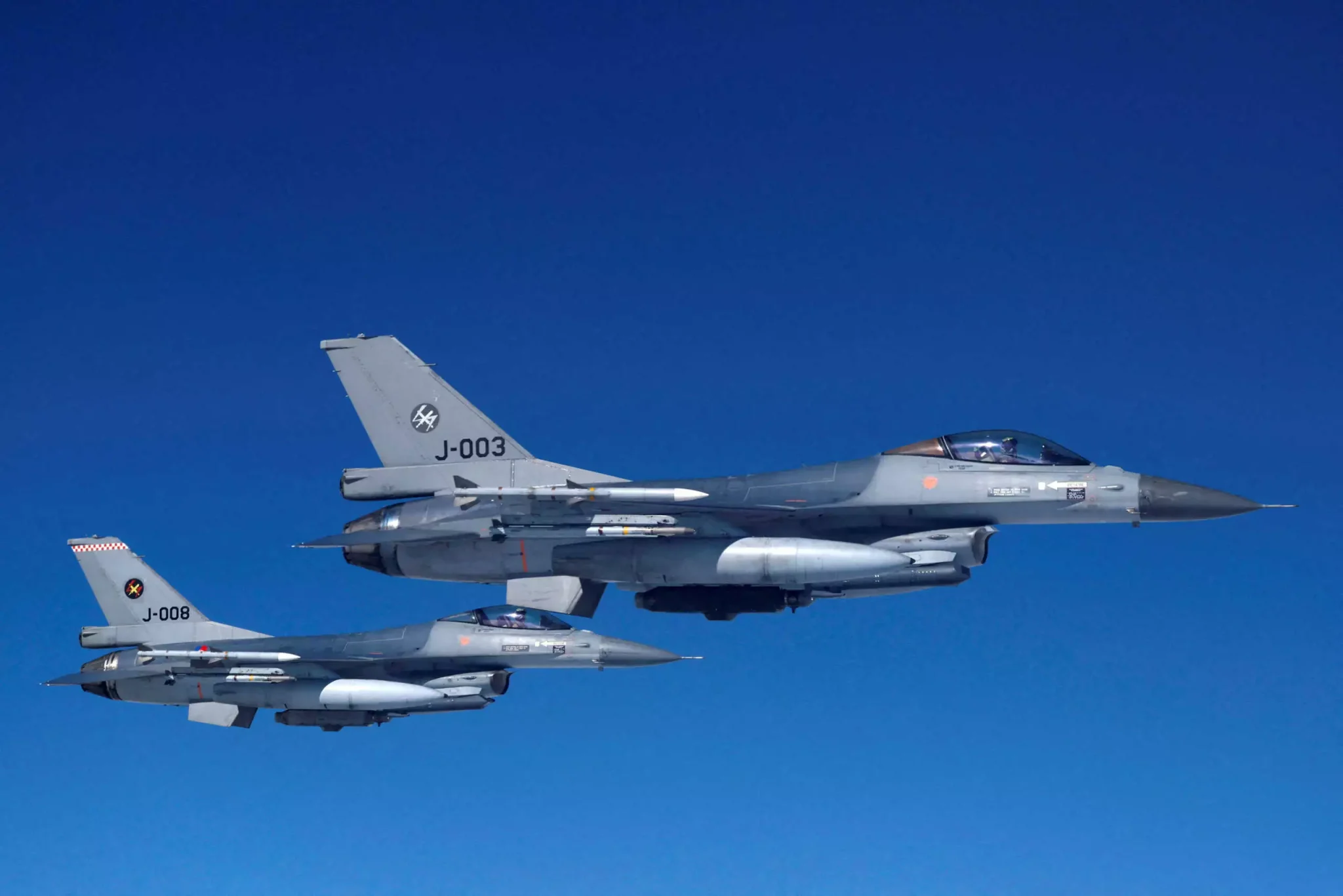 F-16-1-scaled