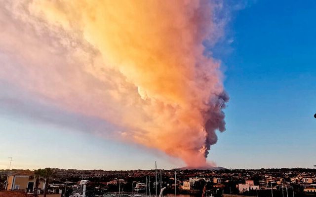 italy-volcano (1)