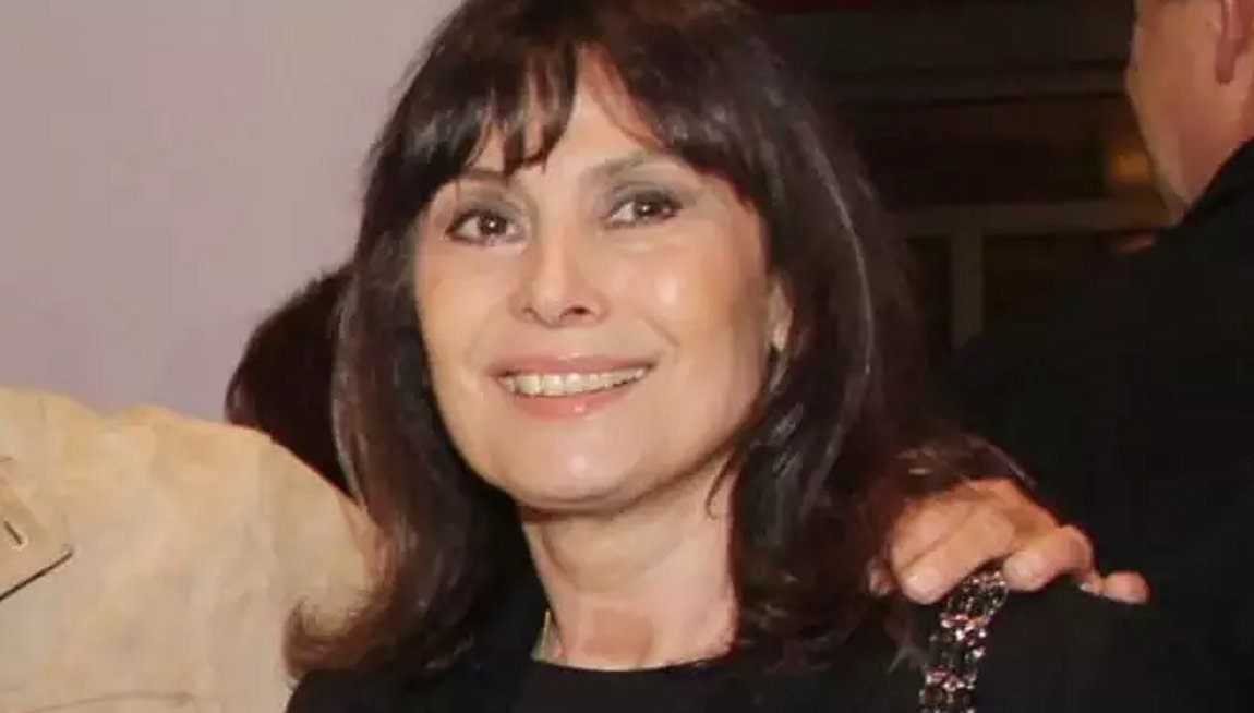 νικολ