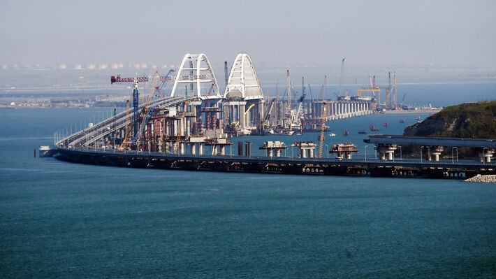 russia-bridge-crimea